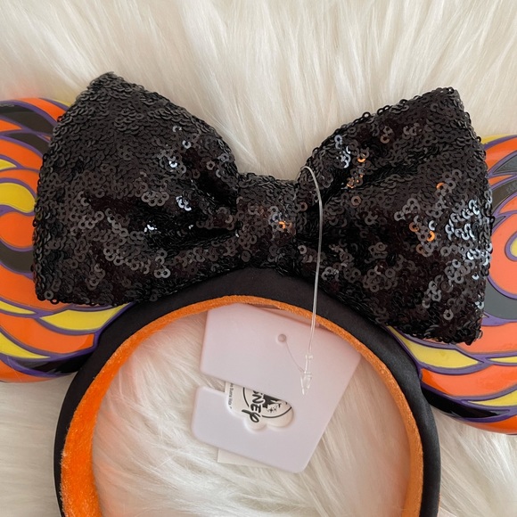 Disneyland Cinch Bag & Ears Bundle - Picture 10 of 13